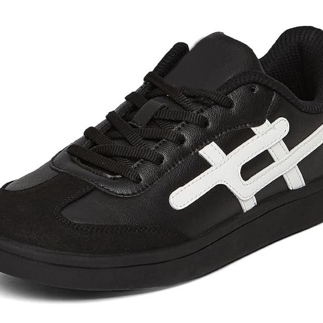Premium Black Streetwear Sneakers for Men | Stylish Casual Lace-Up Shoes for Everyday Comfort